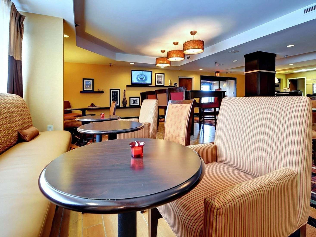 Hampton Inn Eden主图