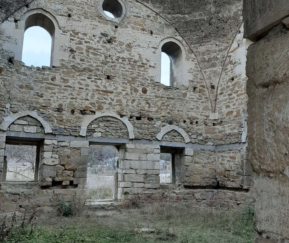 Eski Sarai Jami Mosque-Pionerskoye必去景点