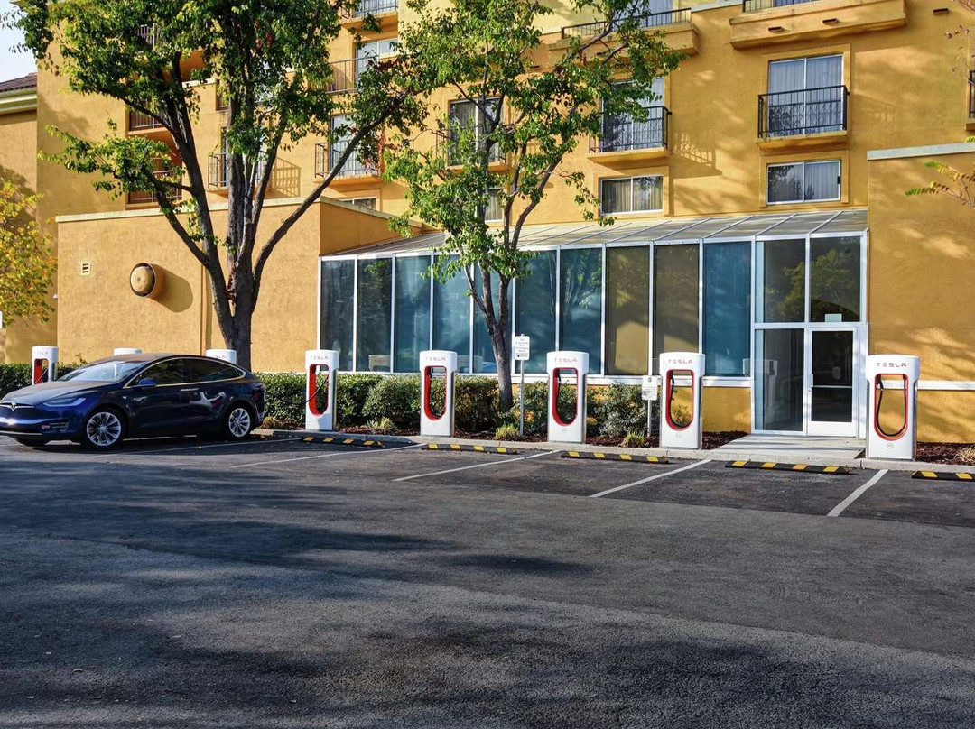 米尔皮塔斯矽谷酒店大使馆套房主图