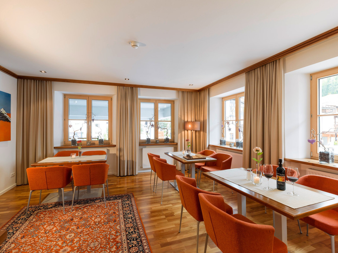 Quality Hosts Arlberg - Hotel Goldenes Kreuz B&B