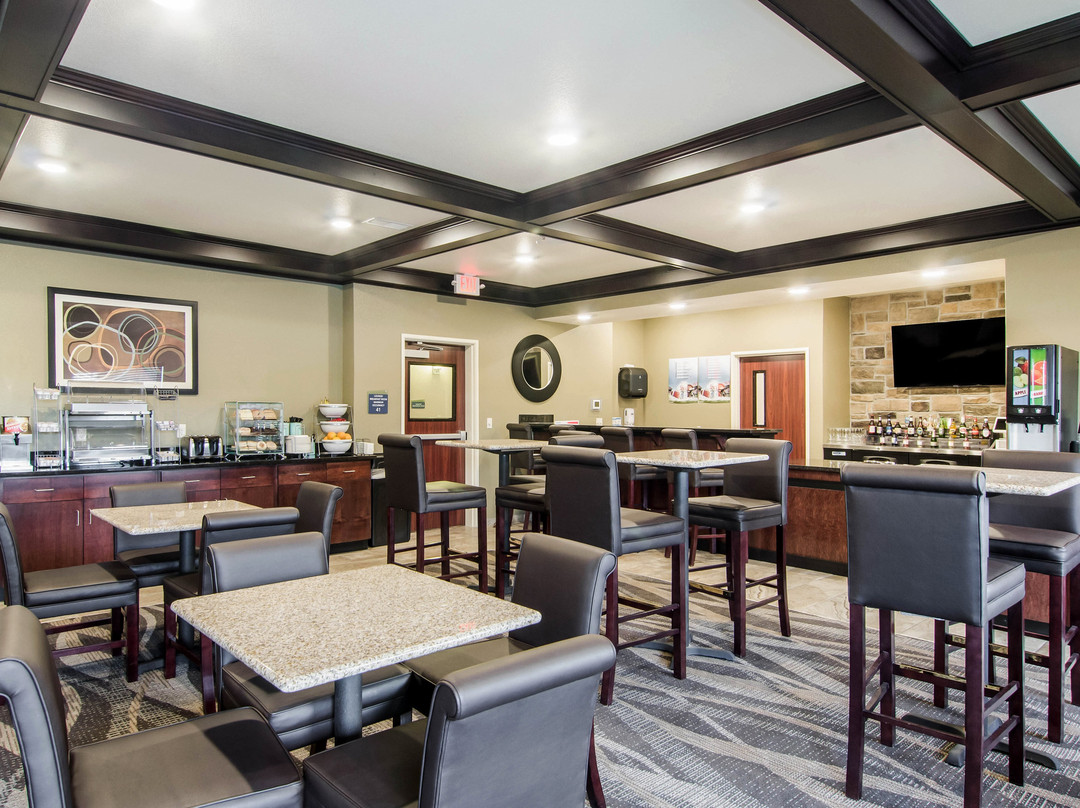 Cobblestone Hotel and Suites - Torrington主图