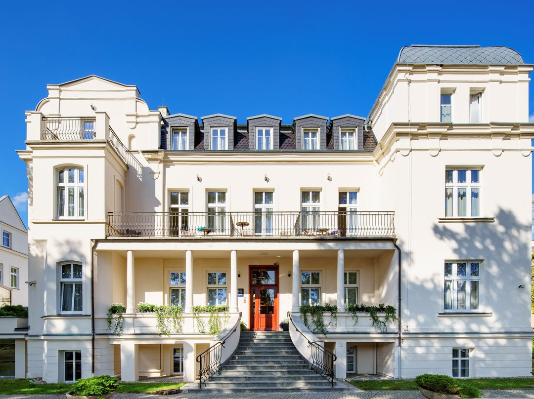 Jantar Hotel & Spa主图