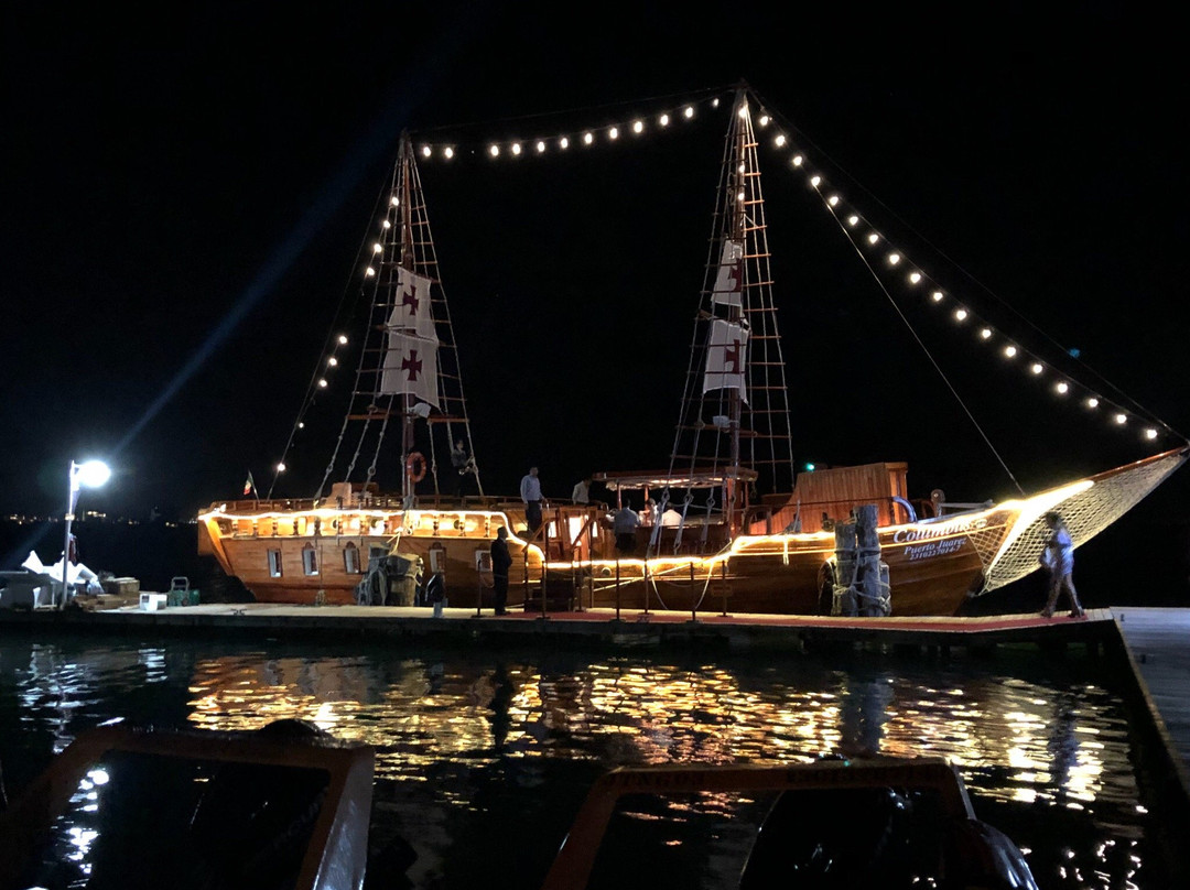 Columbus The Romantic Dinner Cruise-坎昆必去景点