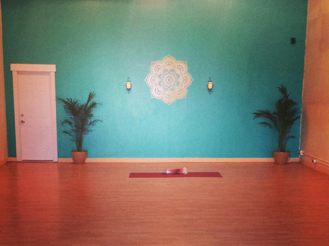 Soul Shine Yoga and Massage Studio-梅德福必去景点