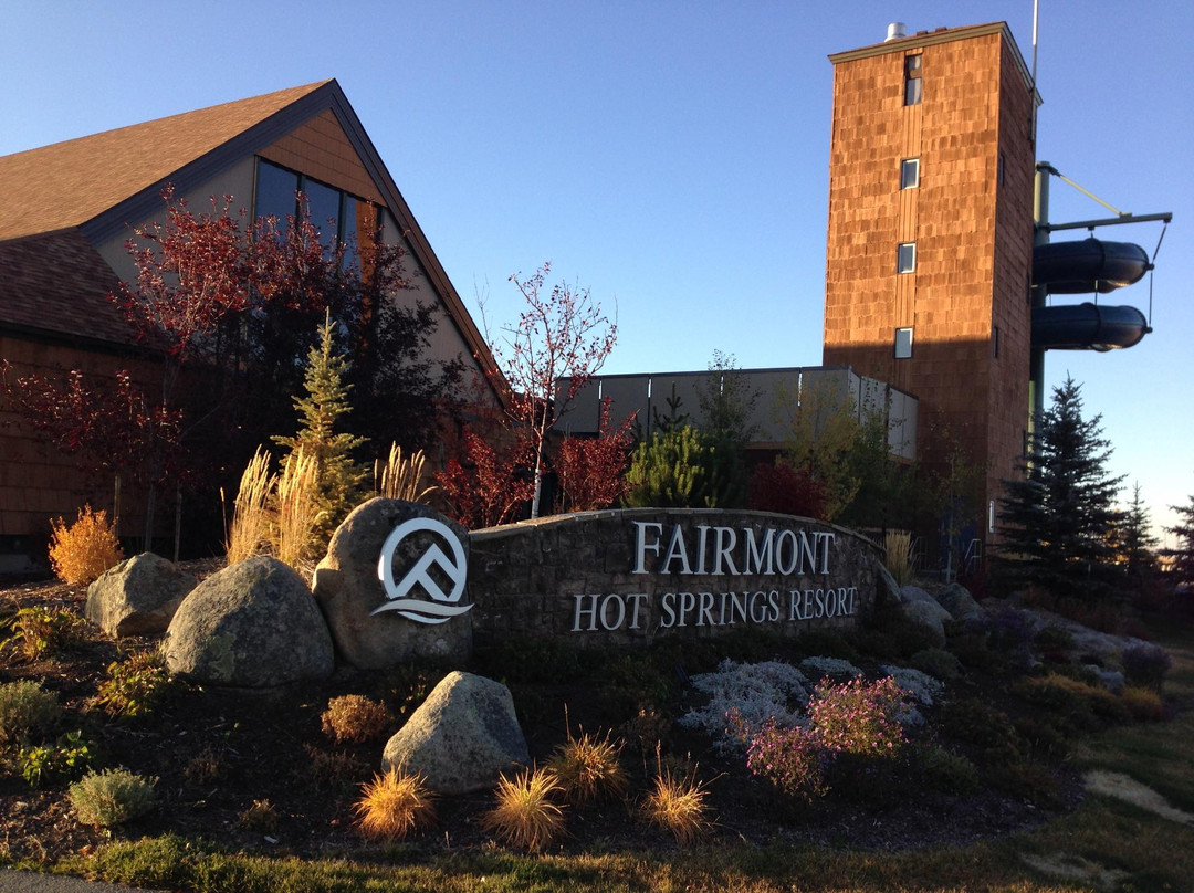 Fairmont Hot Springs Resort景点图片