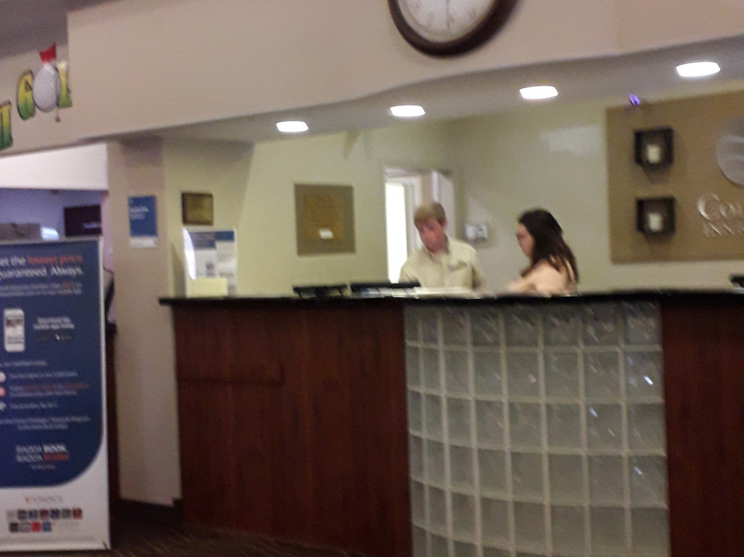 凯富套房酒店主图