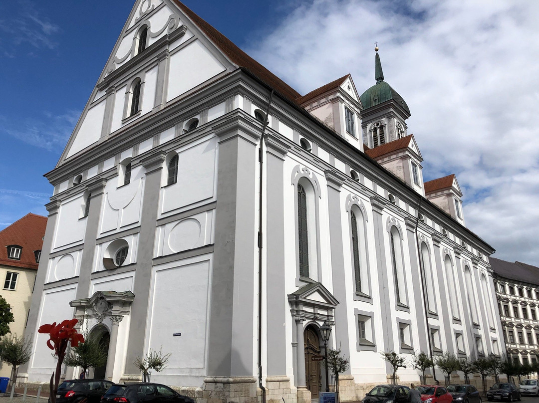 Studienkirche Mariae Himmelfahrt-Dillingen必去景点