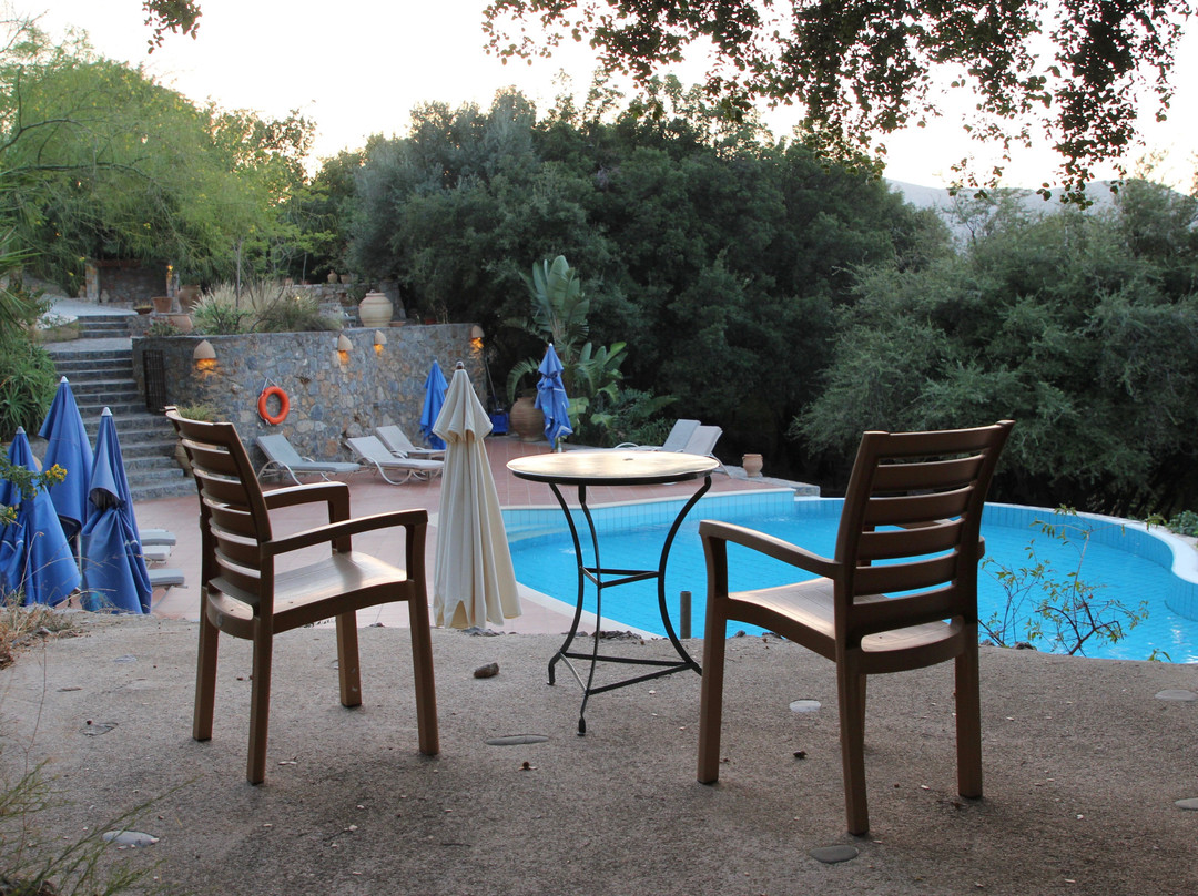 Country Hotel Velani主图