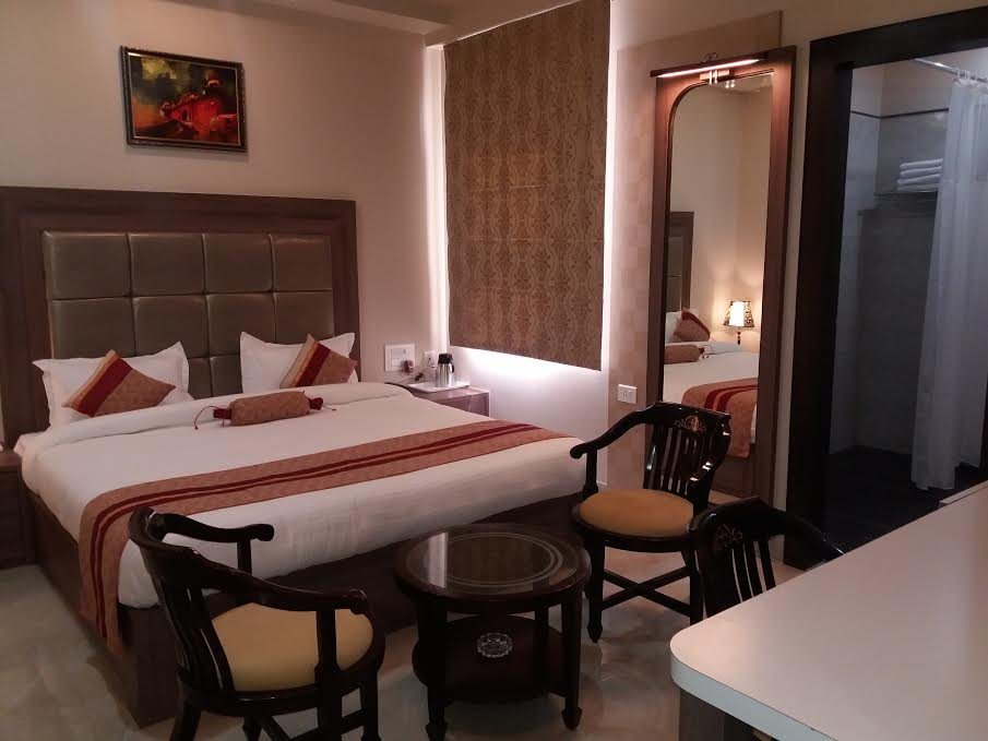 Hotel Ozas Grand主图