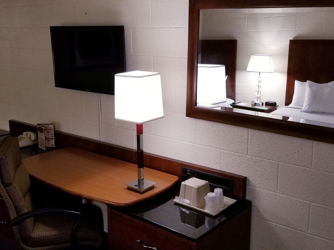 Cedar Inn Motel主图