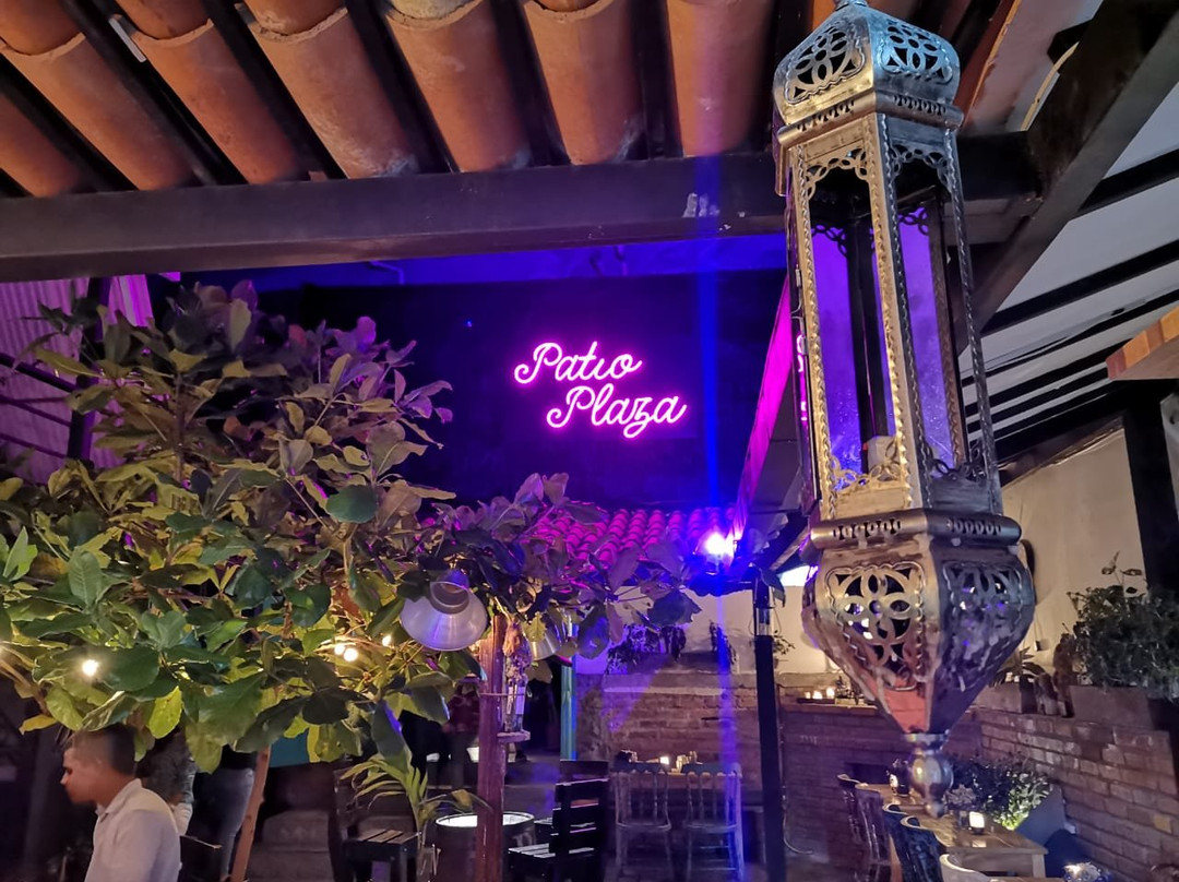 Patio Plaza