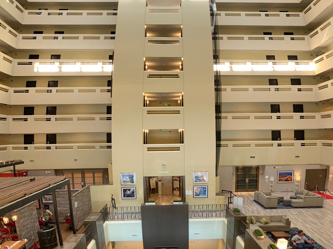 Holiday Inn Denver East by IHG主图