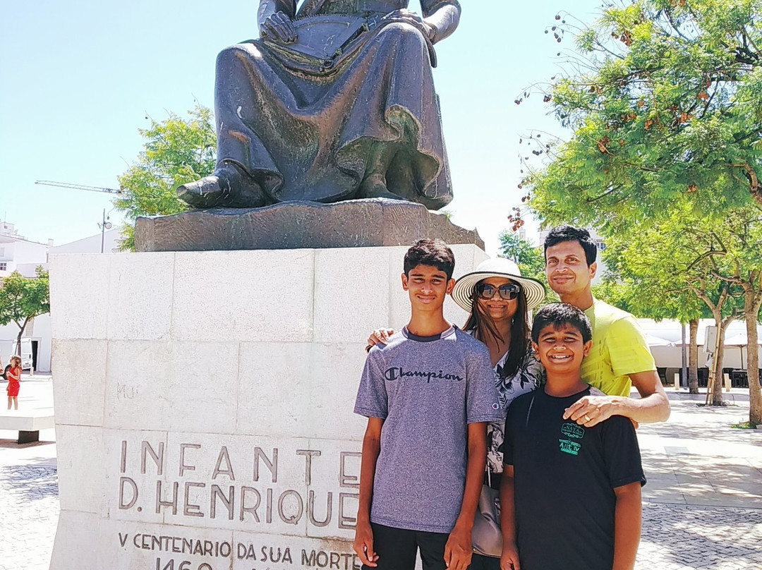 Statue of Infante Dom Henrique-拉各斯必去景点