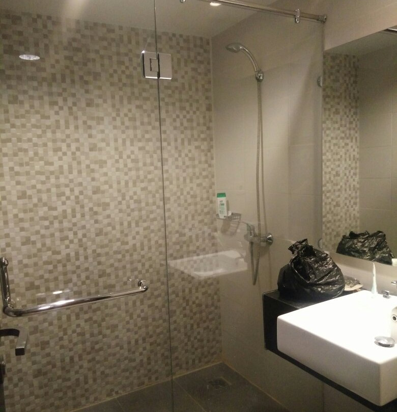 The Sun Hotel Madiun主图