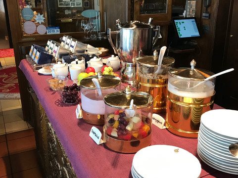 祖尔维恩斯泰吉酒店主图