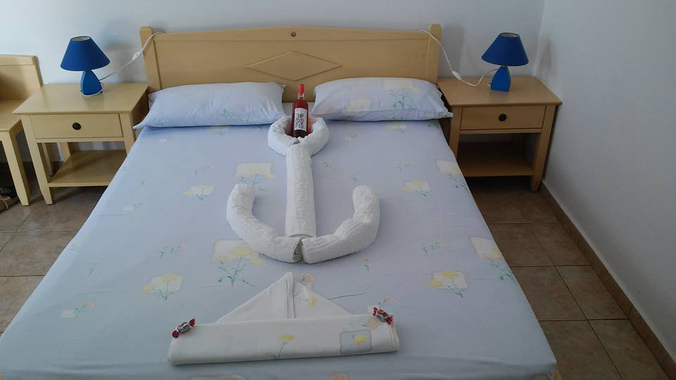 Studios Agira Serifos