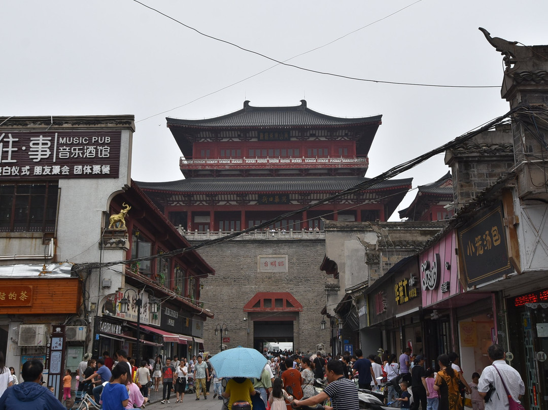 襄阳美食街-襄阳市必去景点