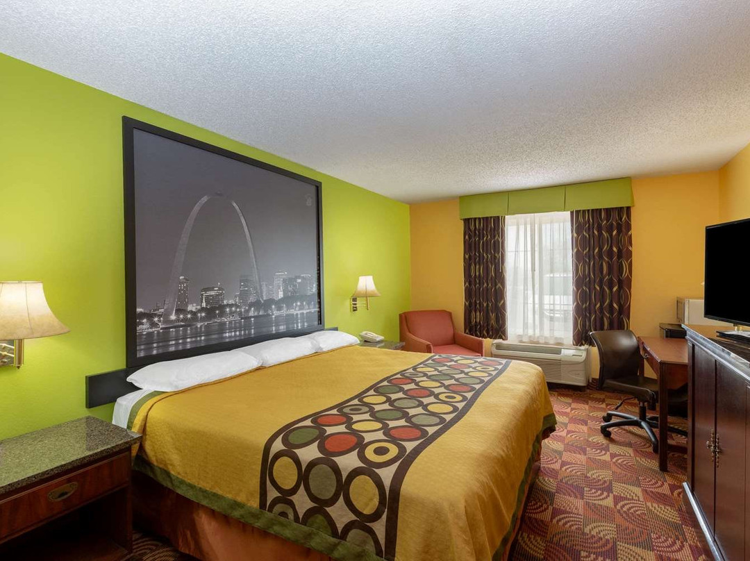 Super 8 by Wyndham Lake of the Ozarks主图