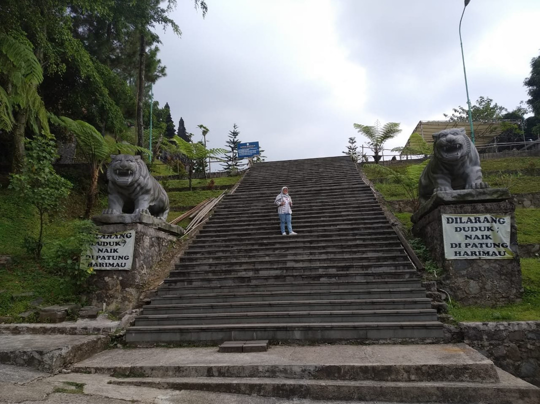 Pura Parahyangan Agung Taman Sari Gunung Salak-茂物必去景点
