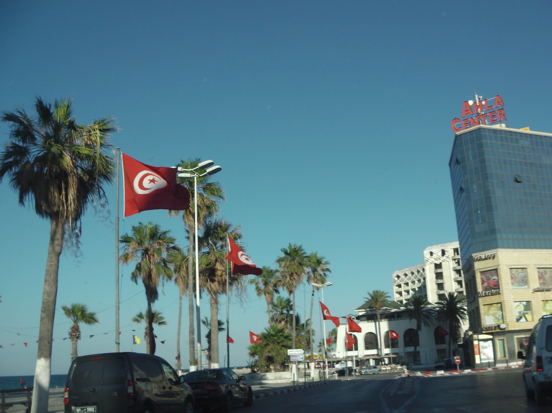 Taxi Bee-哈玛麦德必去景点