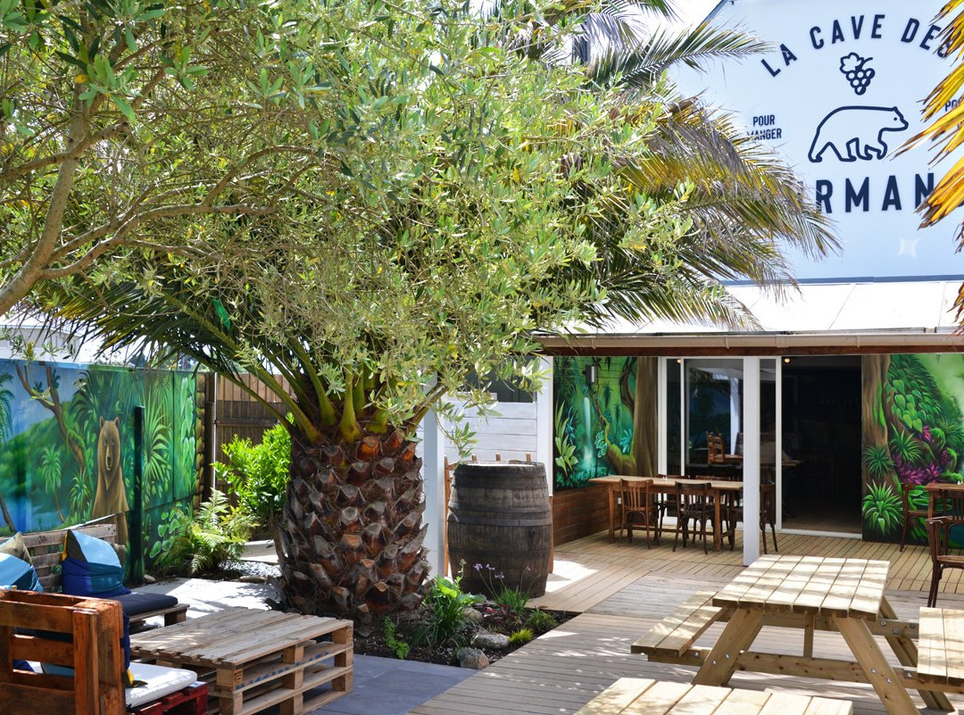 Riantec餐馆和美食-La Cave Des Gourmands
