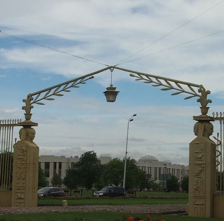 Egiptian Gates景点图片