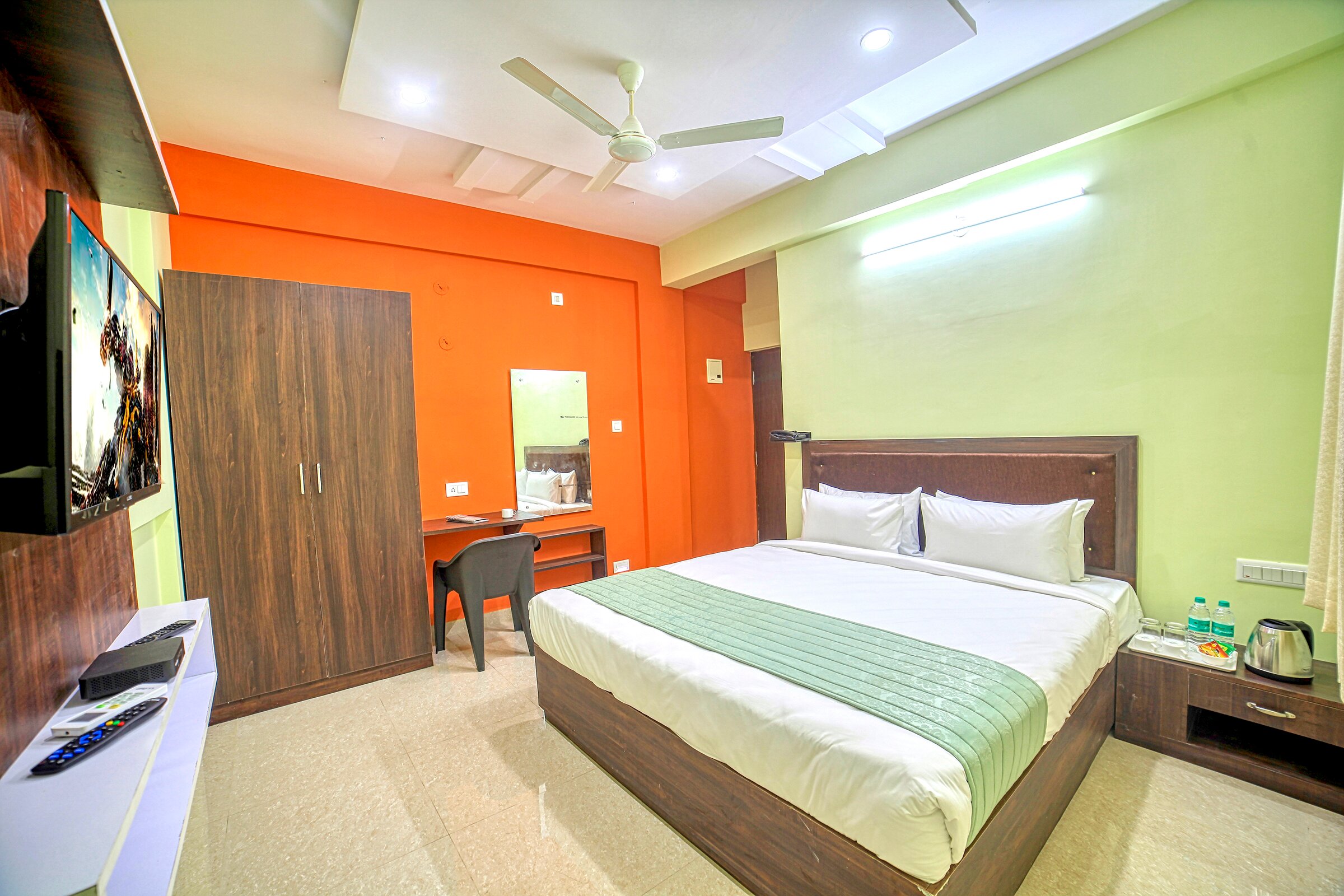 RedKey Airport Hotel Bangalore-客卧