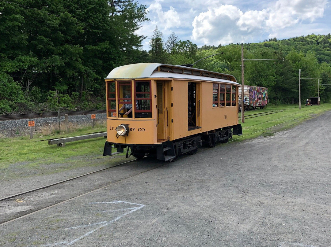 Shelburne Falls Trolley Museum-Shelburne Falls必去景点