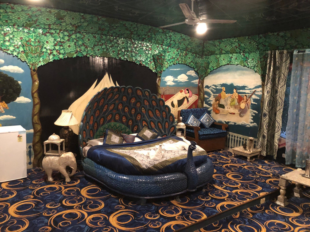 Houseboat 1002 Nights主图