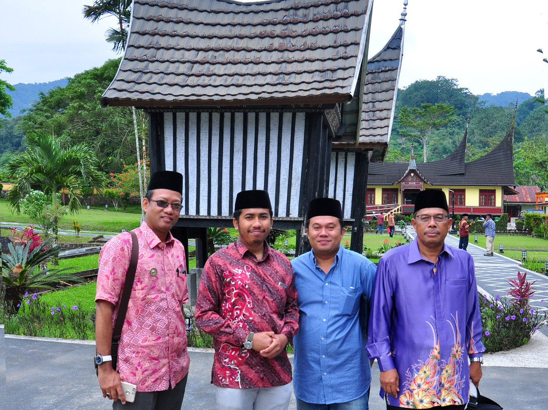 Pesona Jejak Wisata Tour And Travel-武吉丁宜必去景点