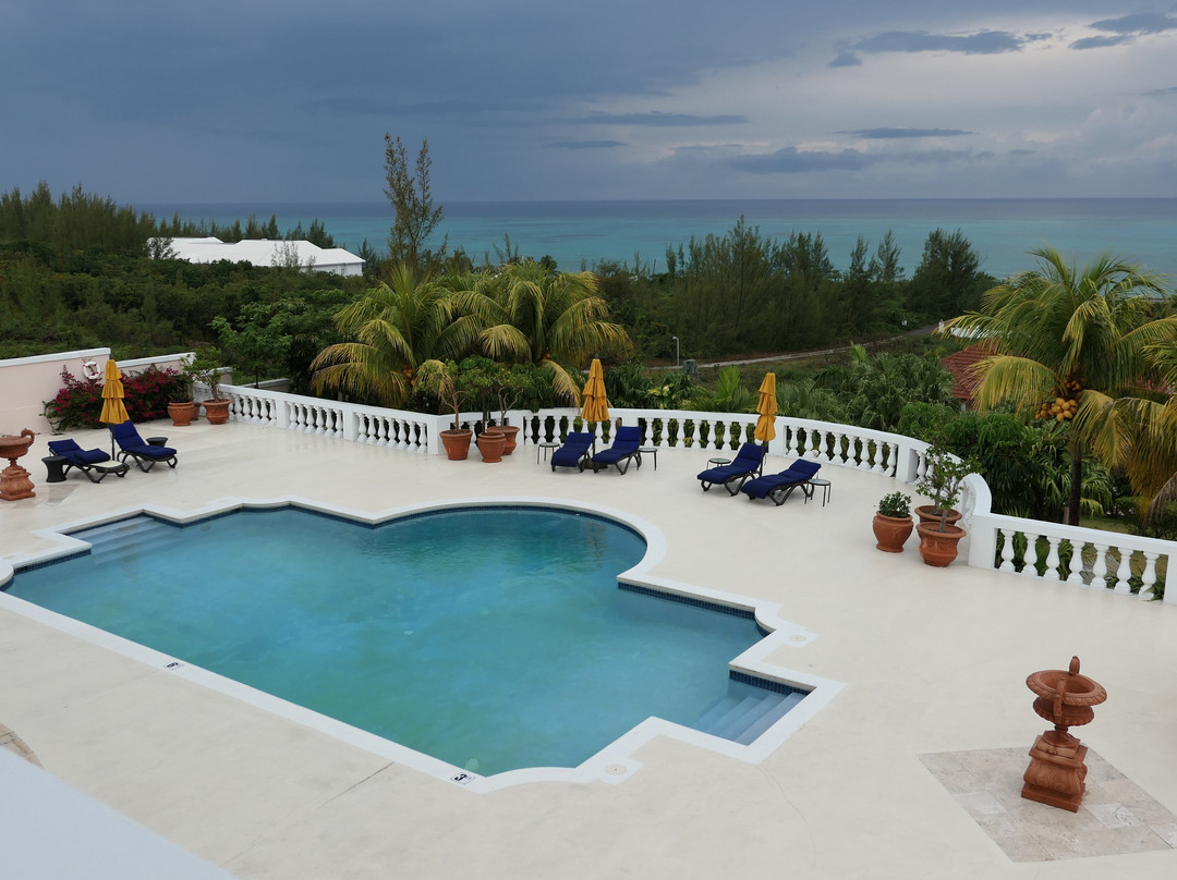 Ocean West Boutique Hotel主图