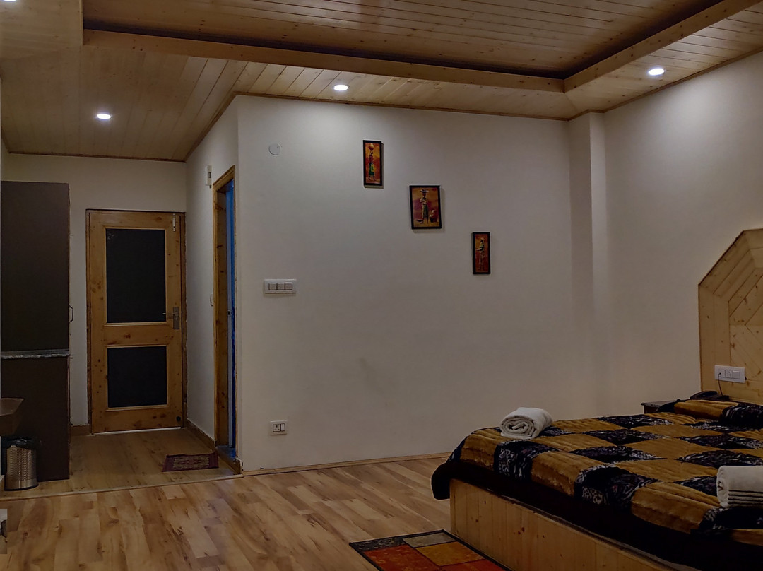 The Explorers Inn主图