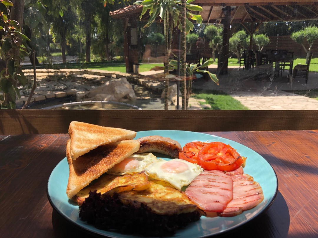 Saint Ermogenis Tavern