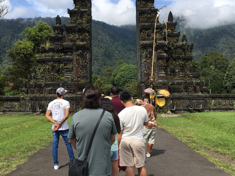 Hire Amed Driver-艾湄湾必去景点