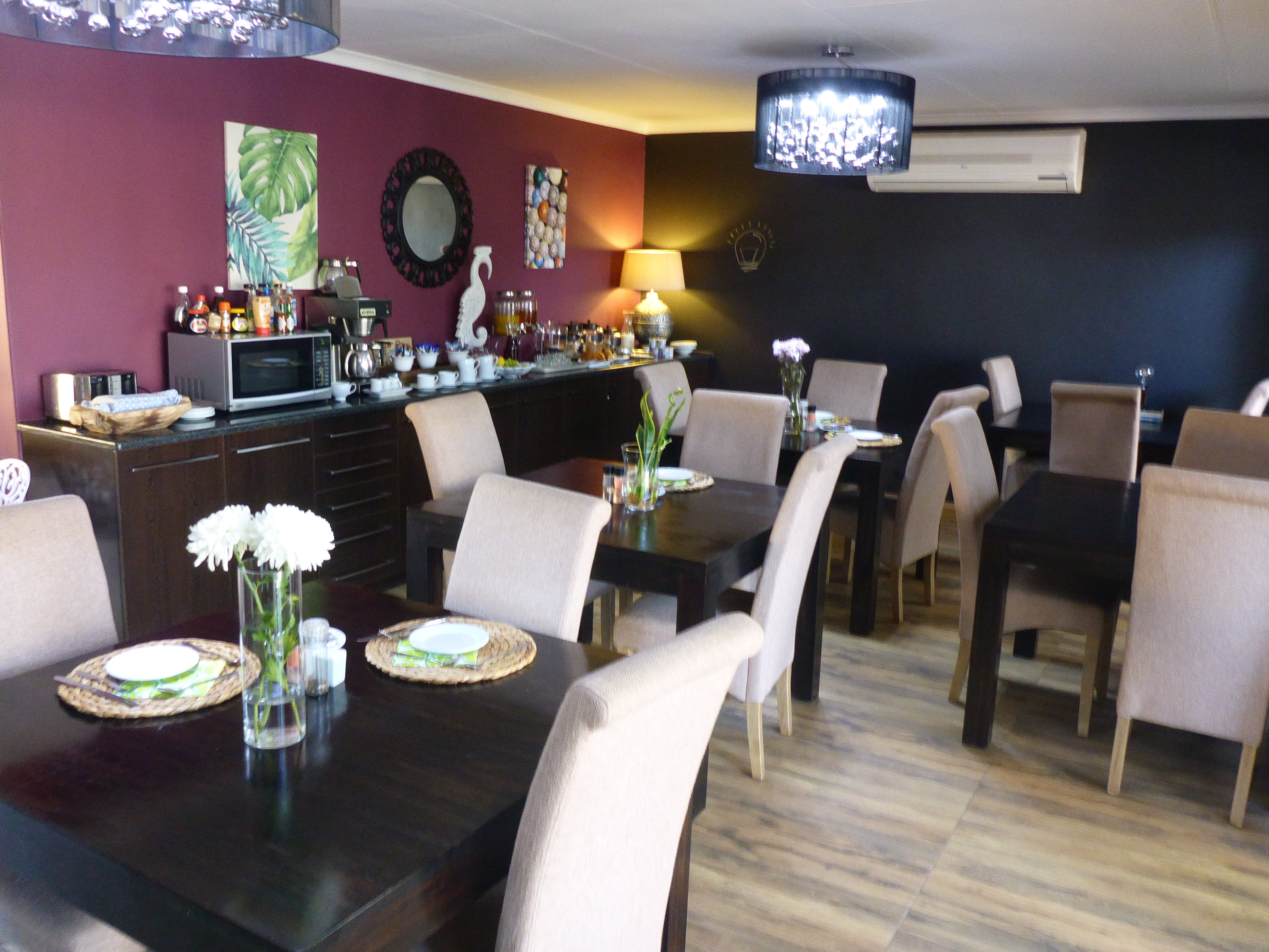 The Hedge Guesthouse-餐饮