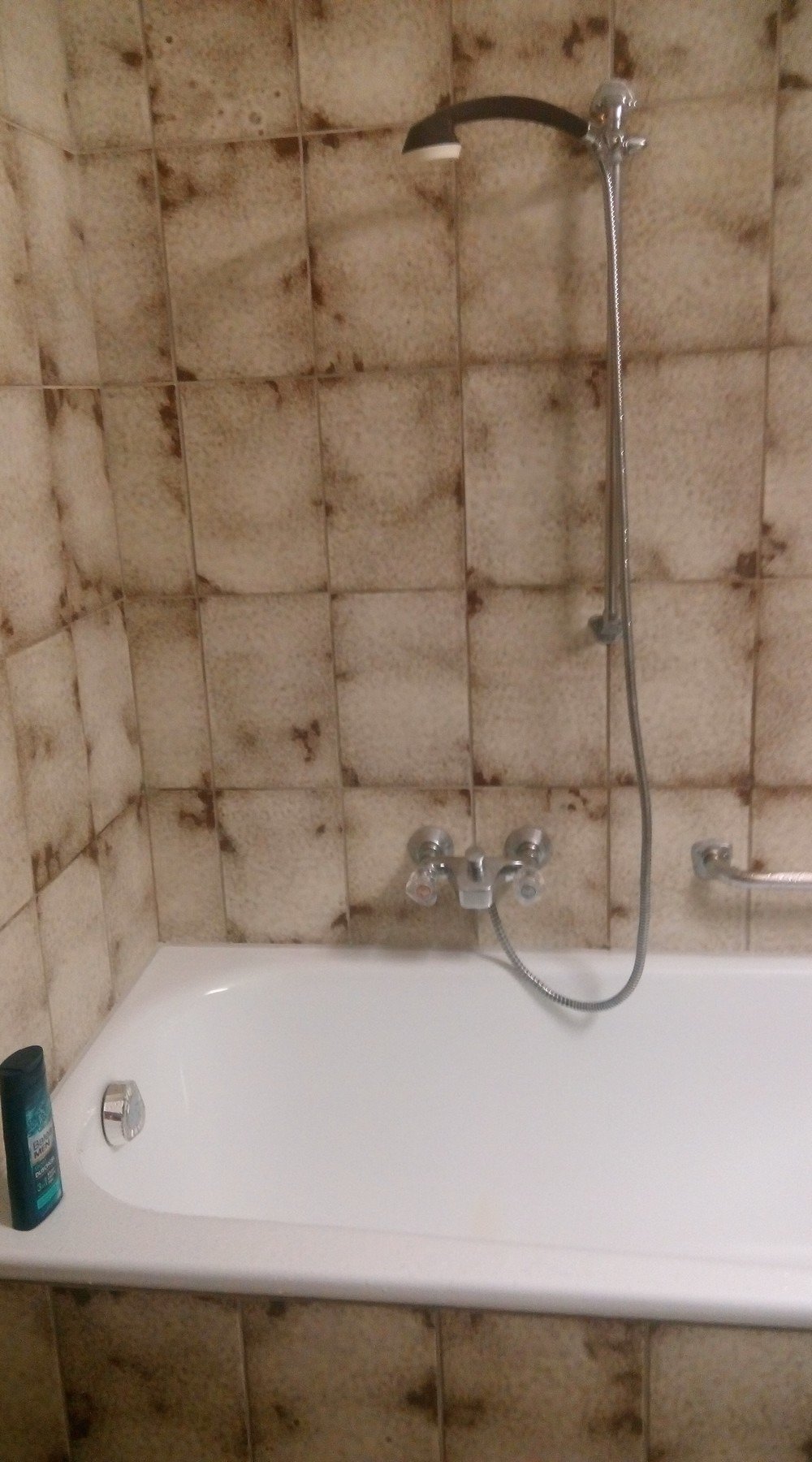 Hotel Cafe Zillertal-浴室