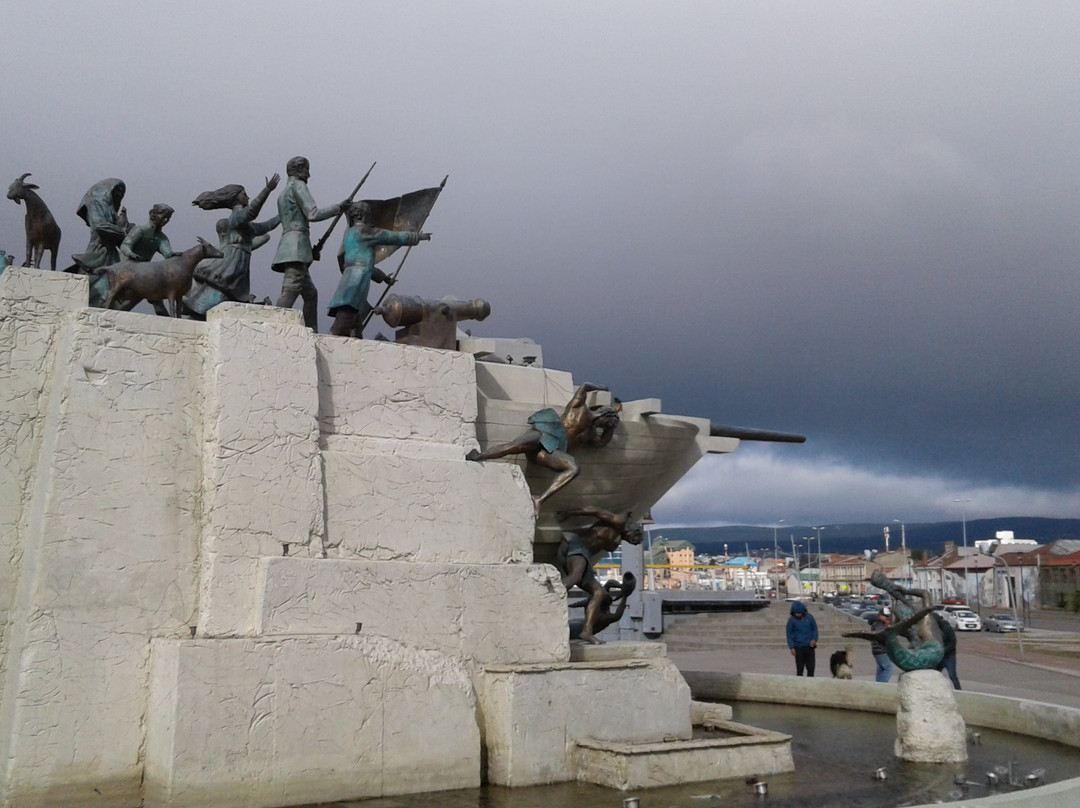 Monumento A Tripulantes Galeta Ancud-蓬塔阿雷纳斯必去景点