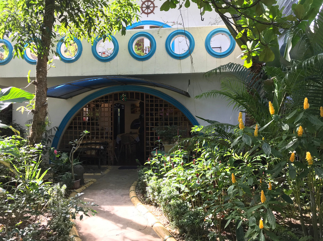 玫瑰之花别墅酒店主图