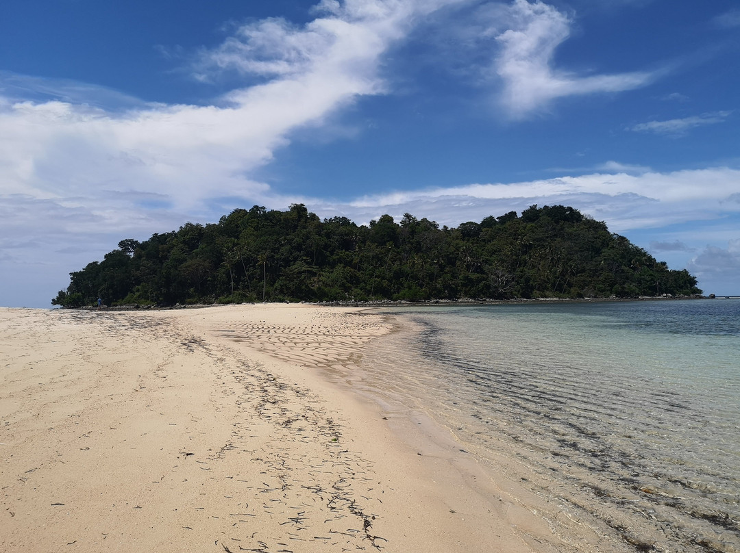 Saronde Island景点图片