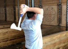 Heber Hatchets Axe Throwing - Logan景点图片