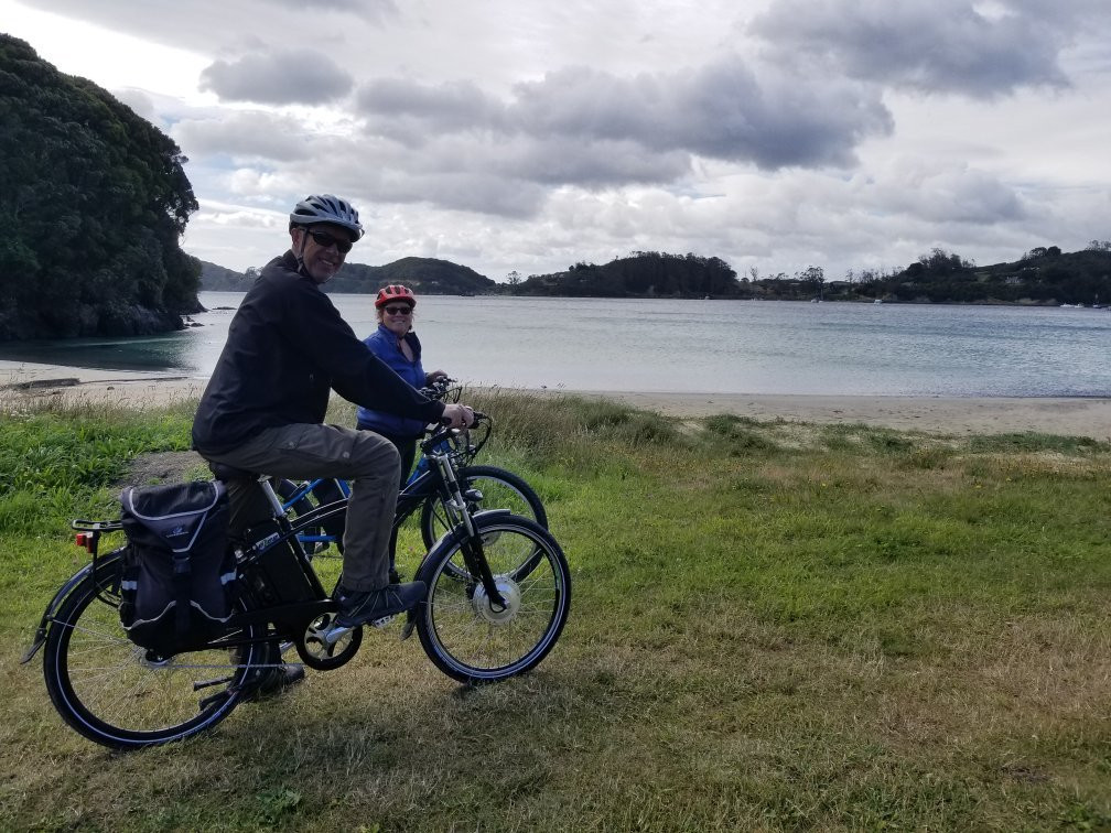 Stewart Island Electric Bikes景点图片