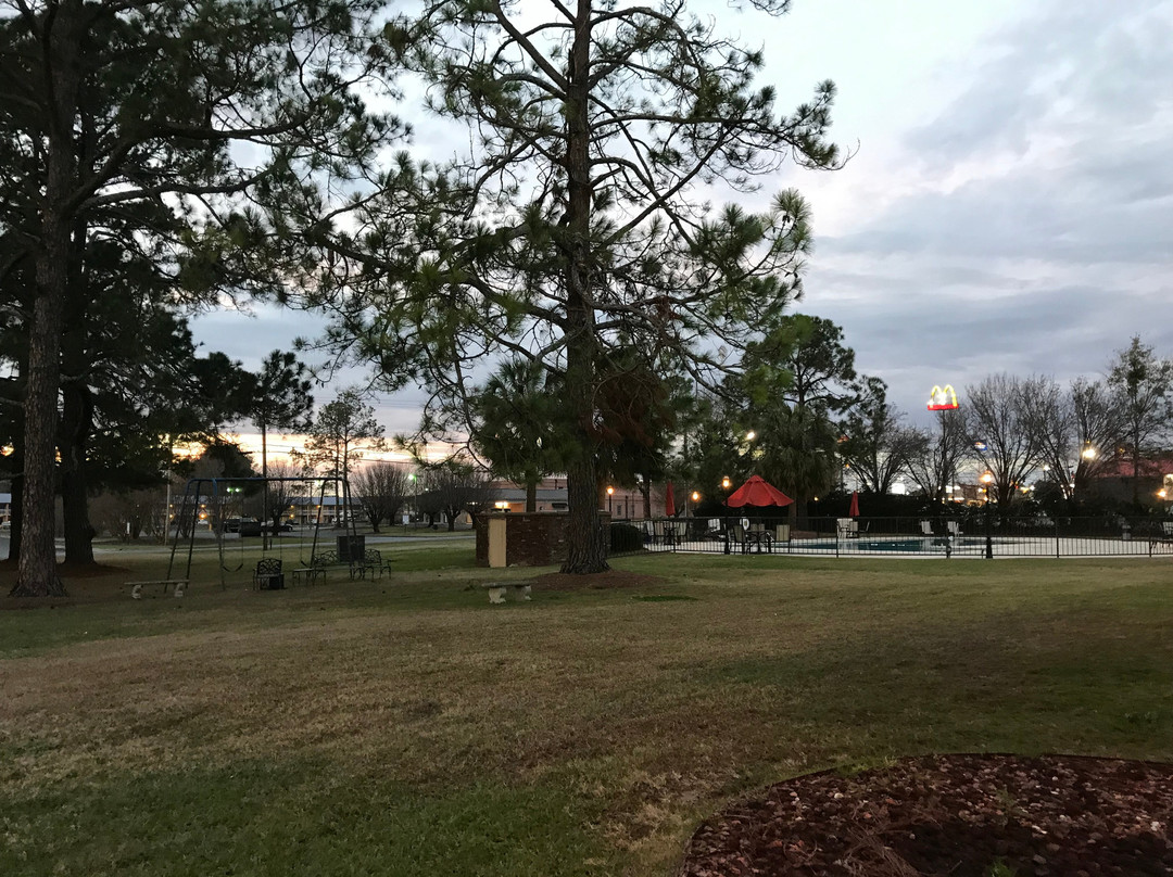 Best Western Colonial Inn主图