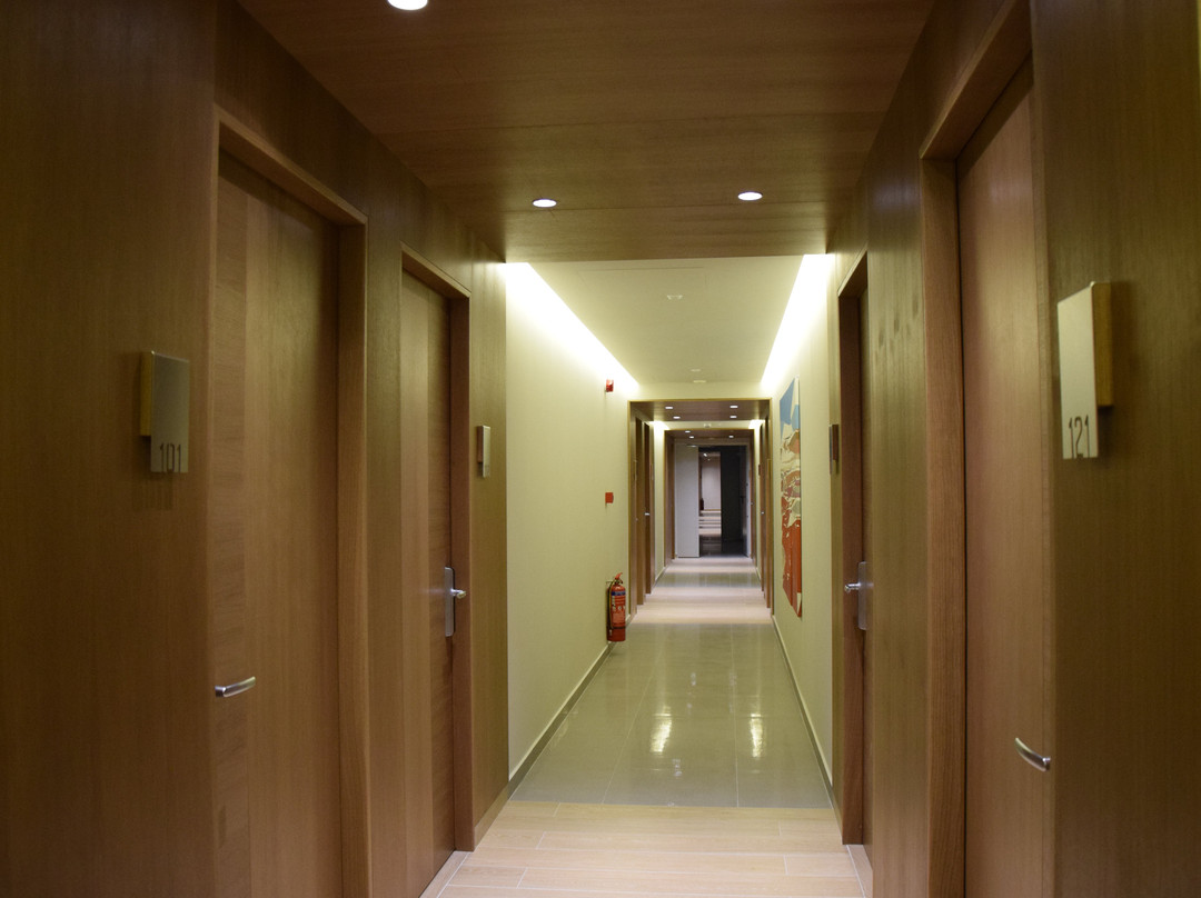 Blue Lagoon City Hotel主图