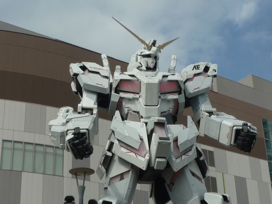 Unicorn Gundam Statue-江东区必去景点