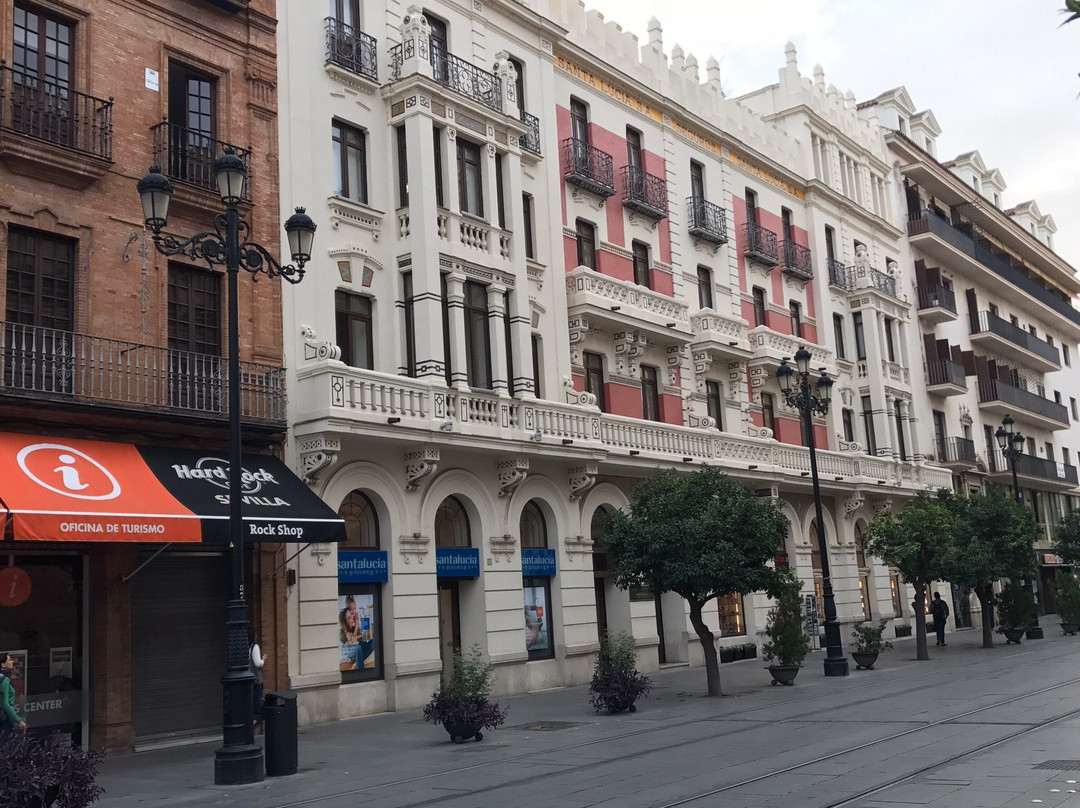 Edificio Santa LucIa-塞维利亚必去景点