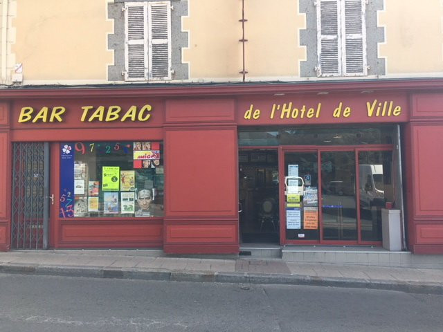 Bar Tabac de l'Hotel de Ville-康卡勒必去景点