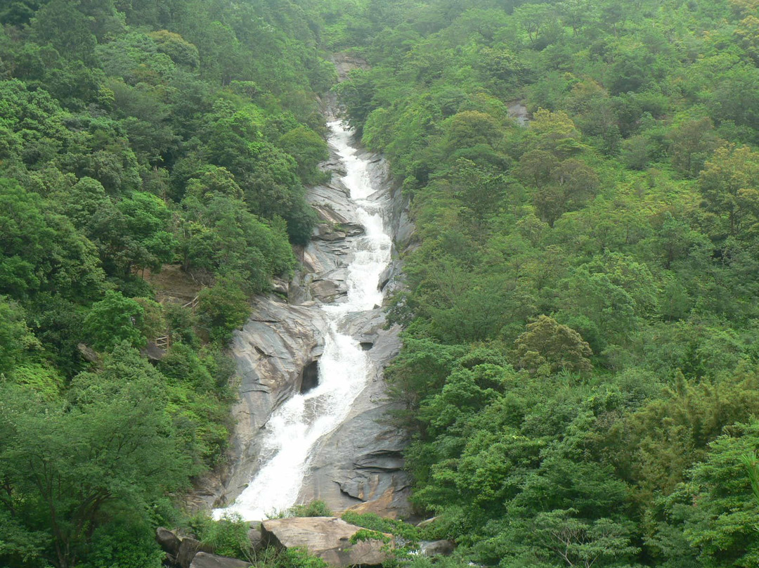Iwaiguchi Kannon Waterfall景点图片