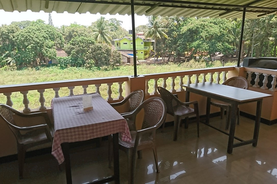 Oyo 22266 Jose Holiday Home主图