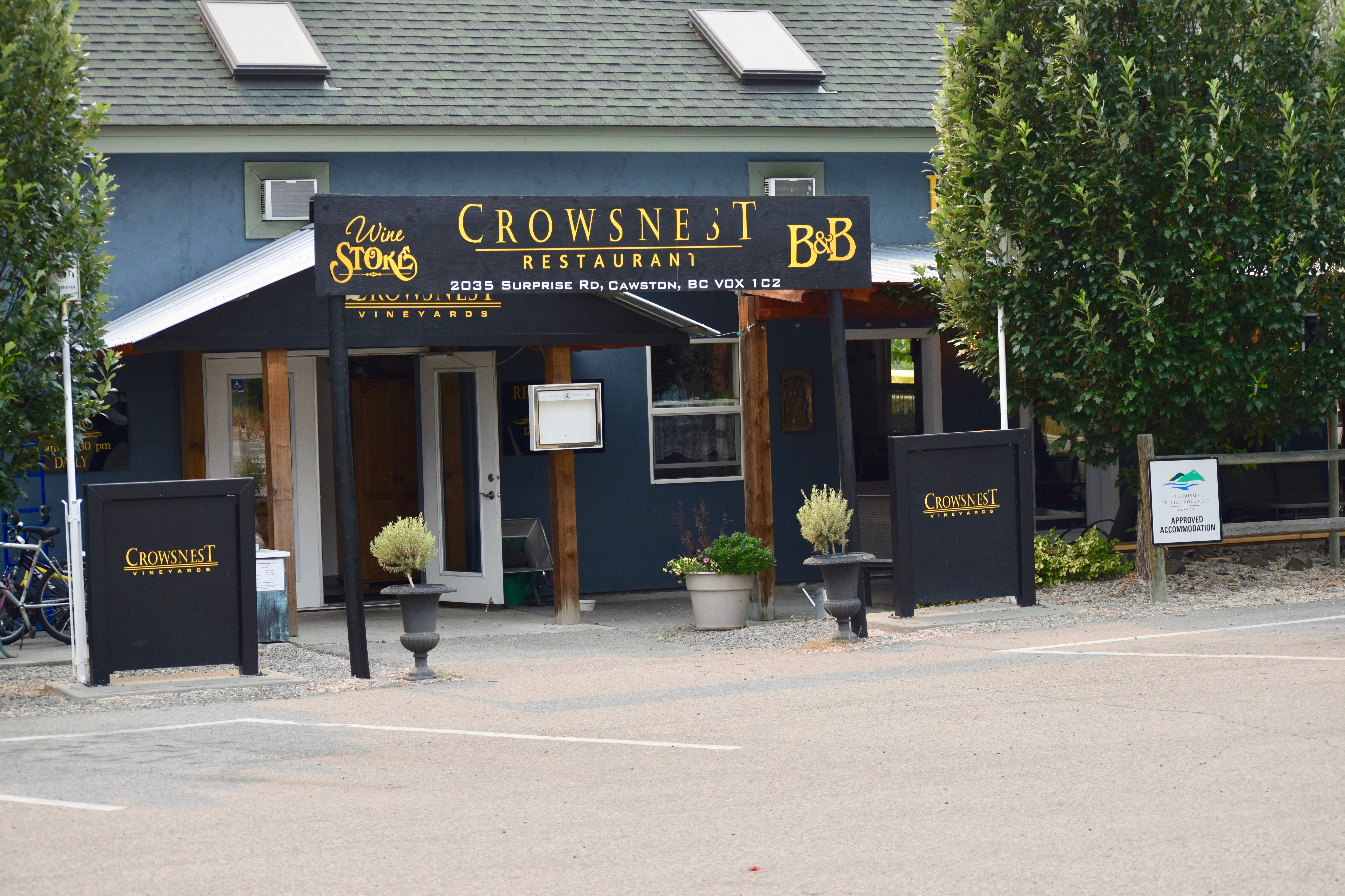 Crowsnest Vineyards-餐饮