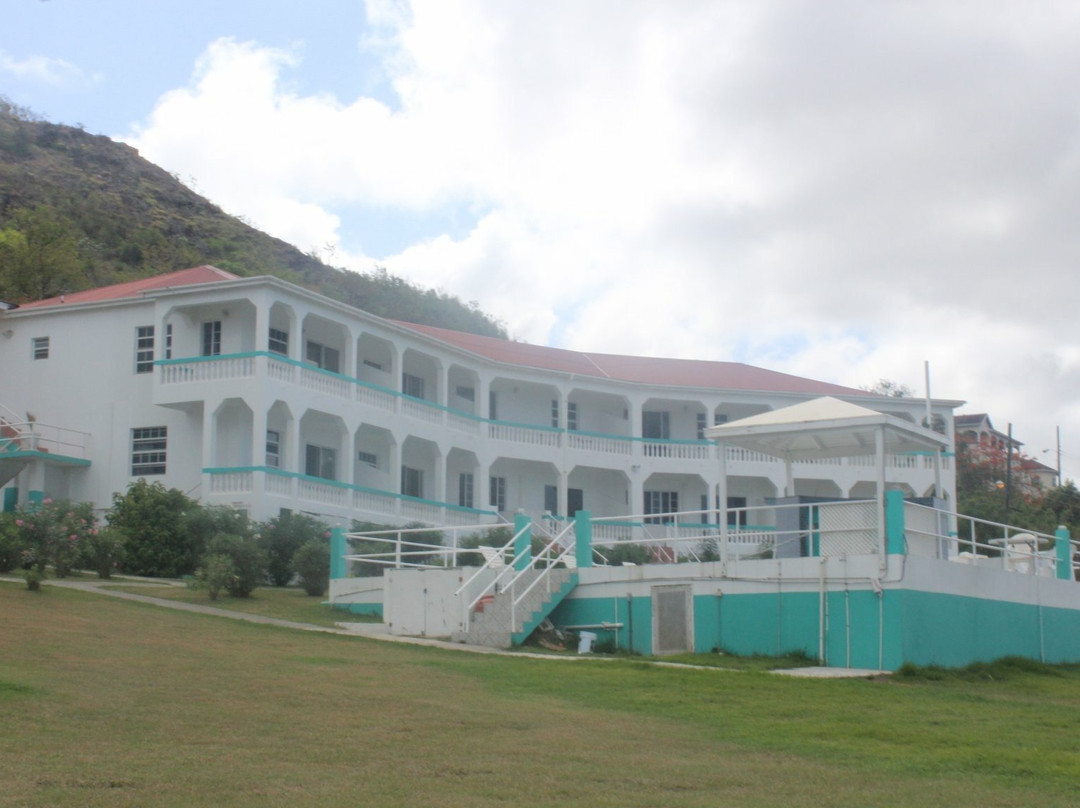 Royal Cove Hotel主图